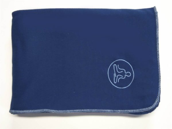 Manta de yoga POLAR CON BORDADO de Sanz Marti