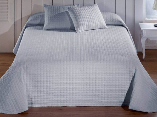 Colcha jacquard CALGARY de Barcelo